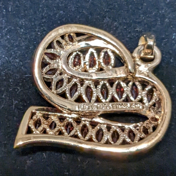 Vintage UTC Sterling Silver Gold Vermeal Ribbon Heart Pendant - Picture 5 of 7